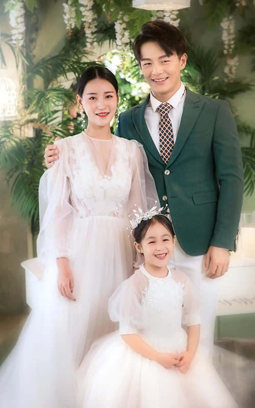 芳妮豆丁儿童摄影 爱若玫瑰