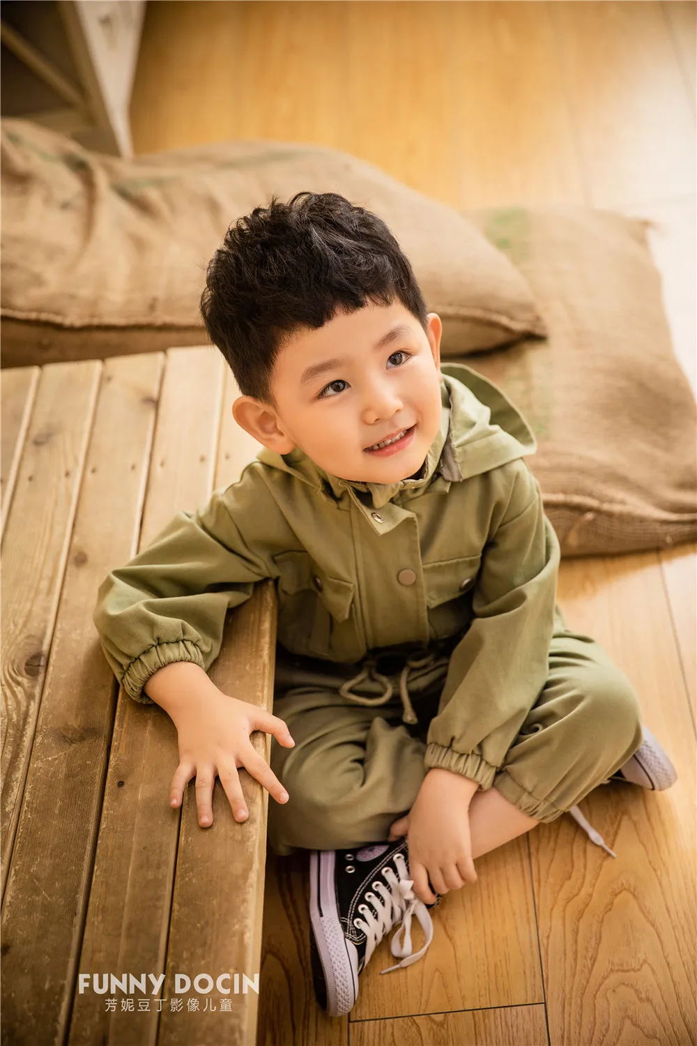 芳妮豆丁儿童摄影 白易诺