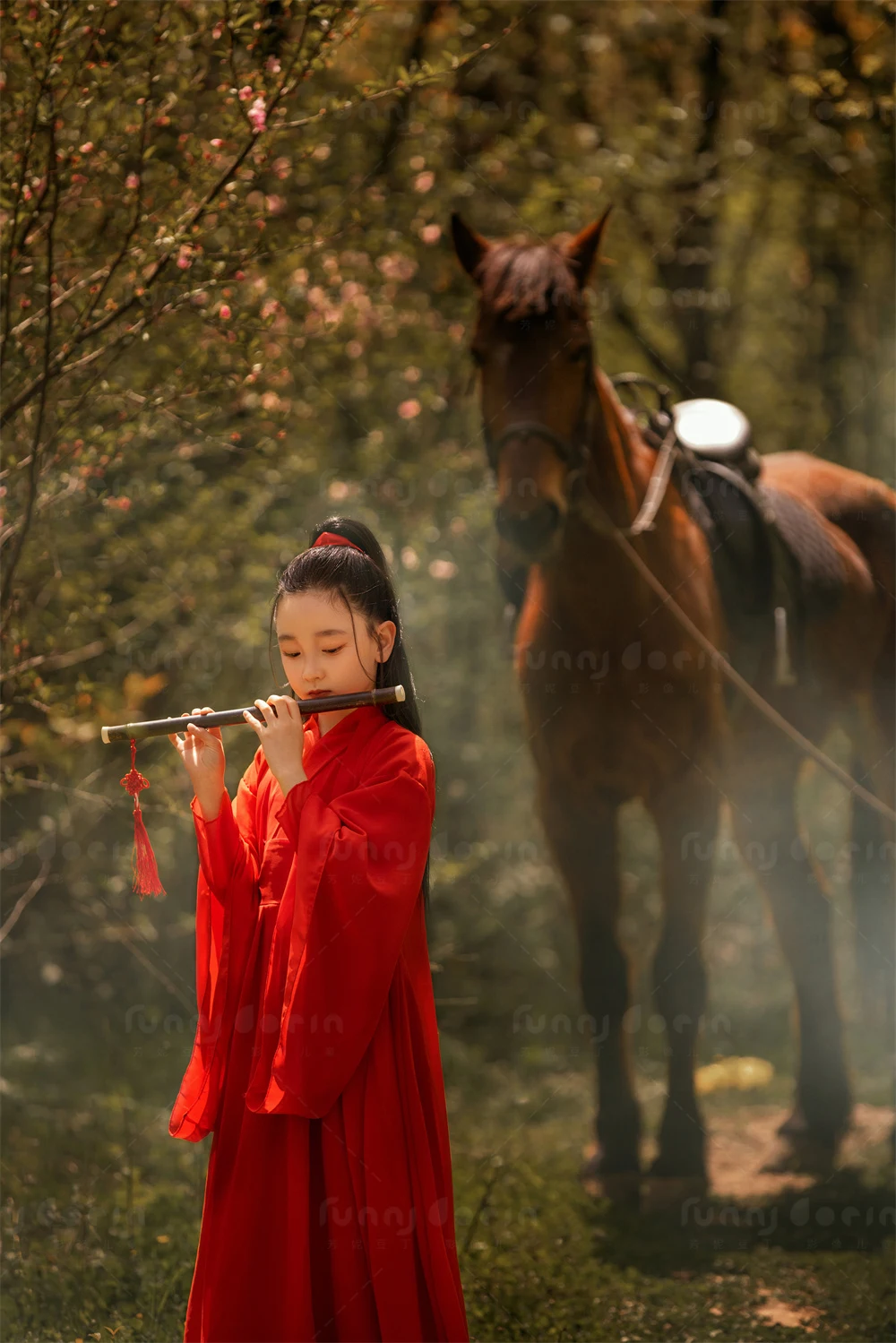 芳妮豆丁儿童摄影 红衣锦绣