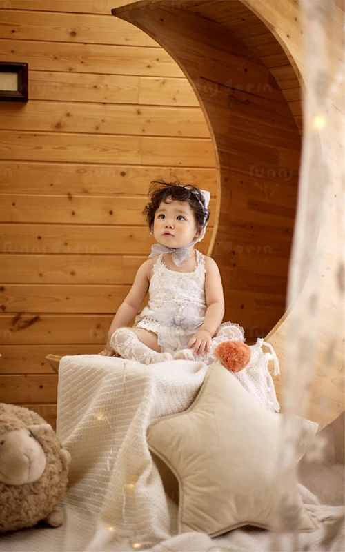 芳妮豆丁儿童摄影 月亮屋