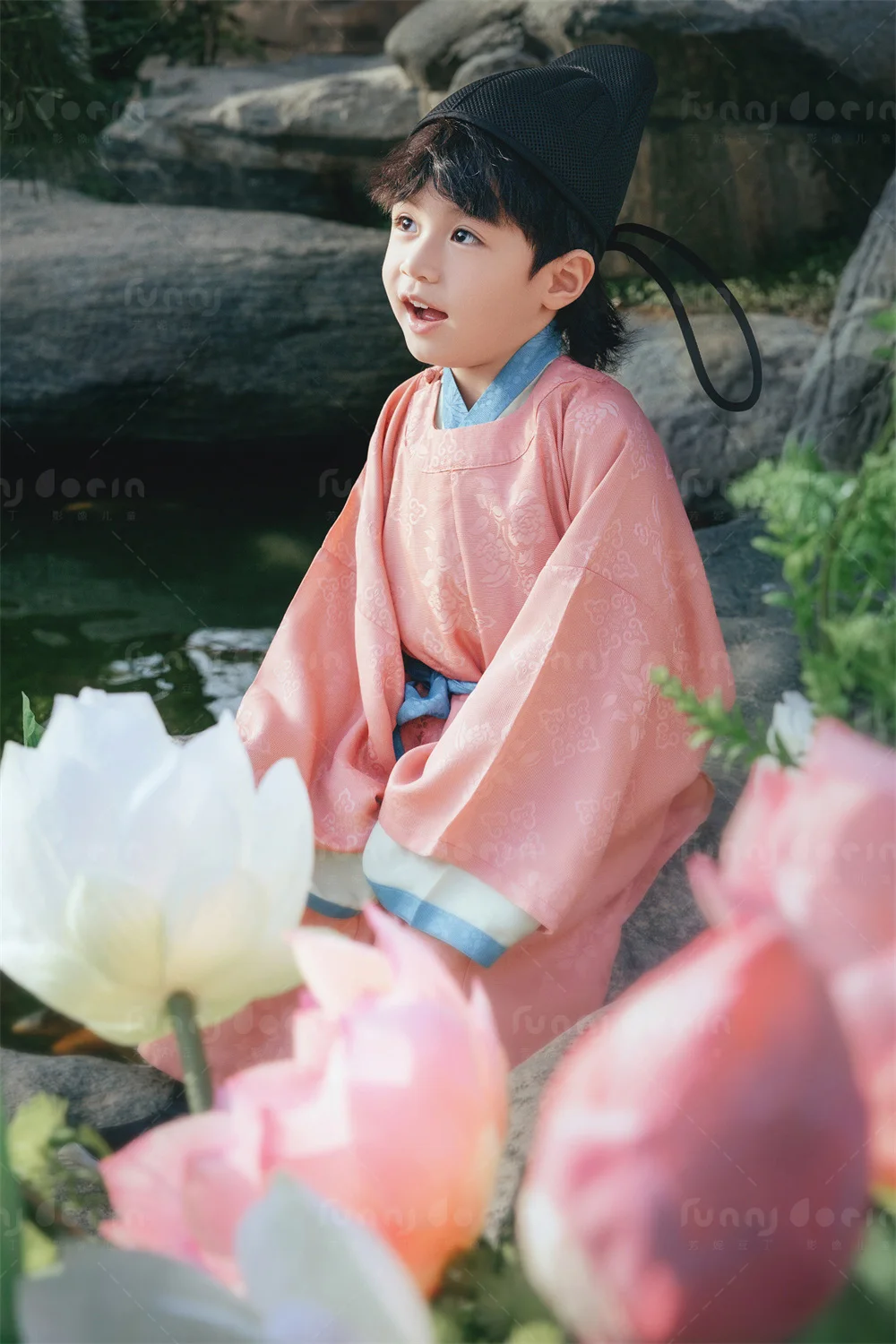 芳妮豆丁儿童摄影 藕花深处