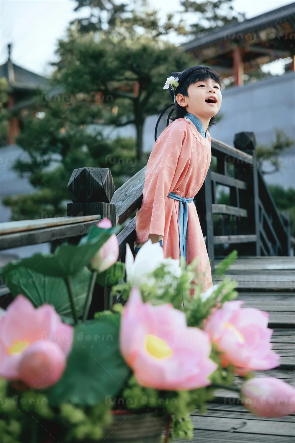 芳妮豆丁儿童摄影 藕花深处