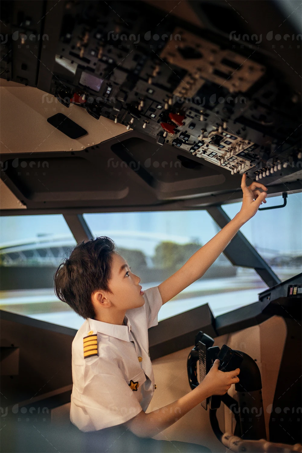 芳妮豆丁儿童摄影 童行天际