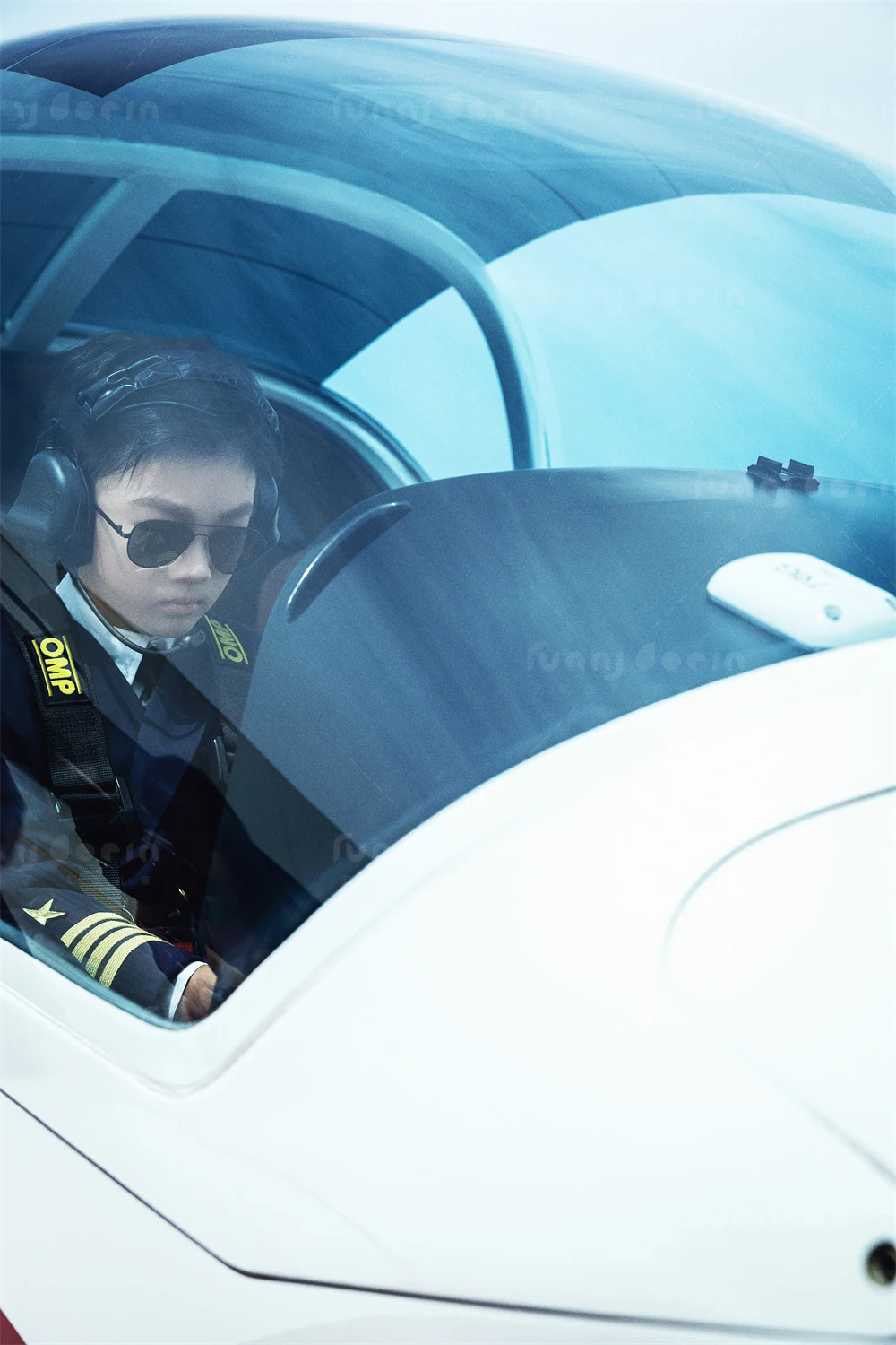 芳妮豆丁儿童摄影 蓝天预备役