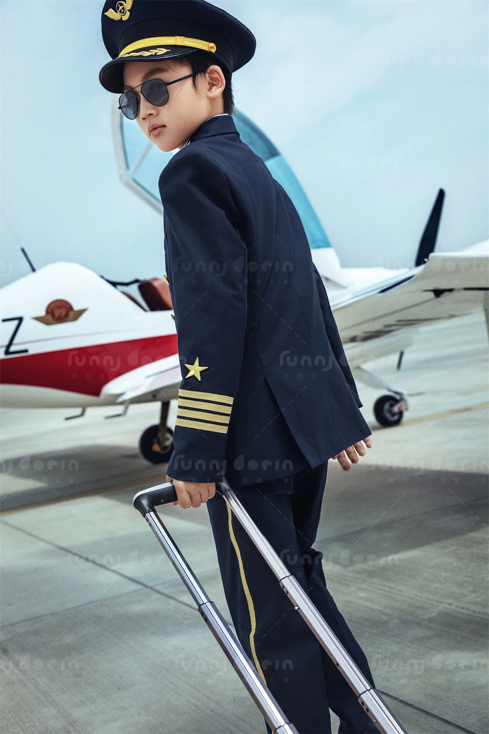 芳妮豆丁儿童摄影 蓝天预备役