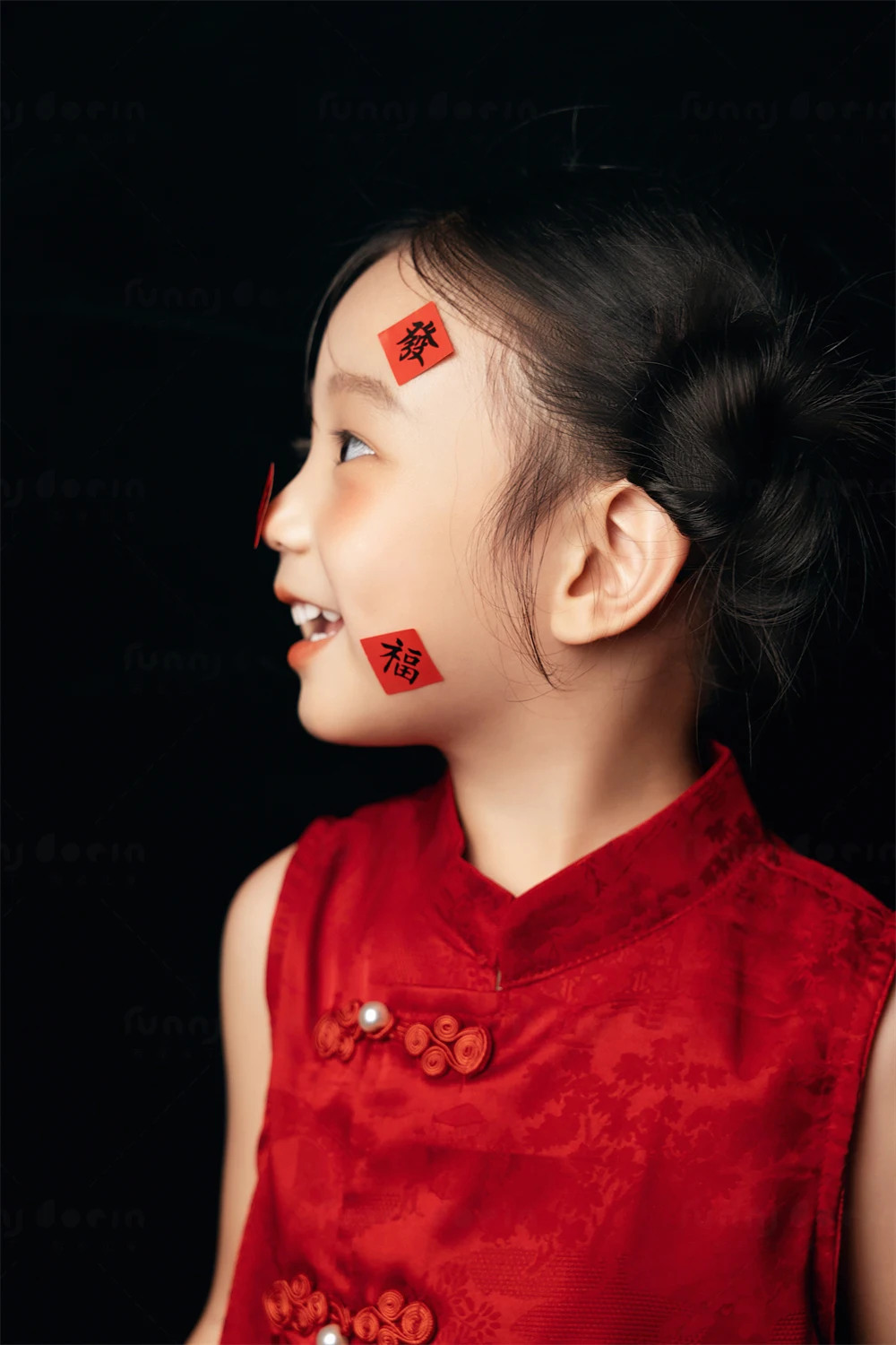 芳妮豆丁儿童摄影 灯启年欢