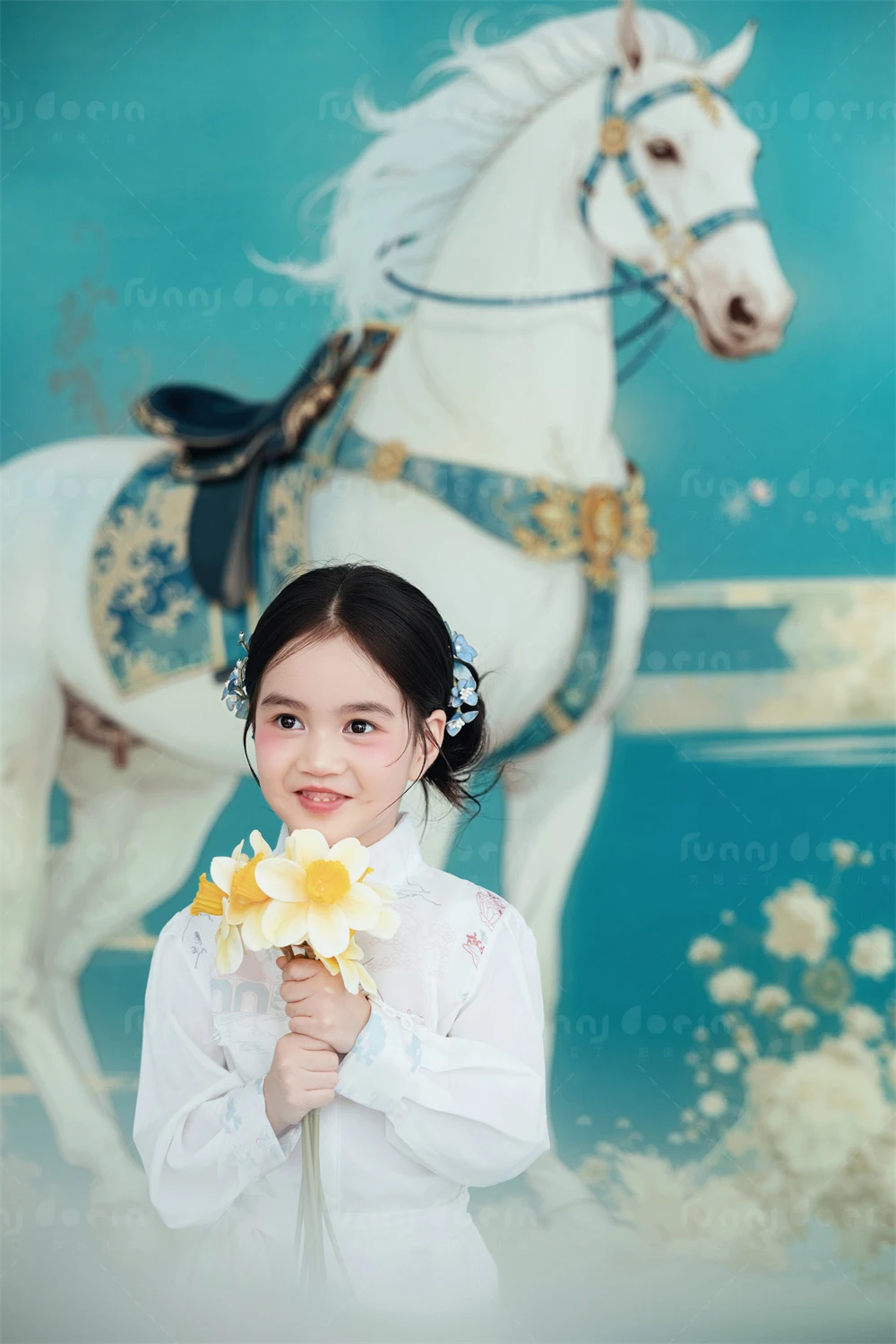 芳妮豆丁儿童摄影 白马迎春