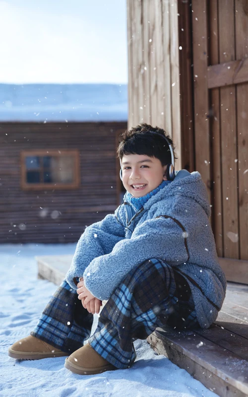 芳妮豆丁儿童摄影-童心雪绒