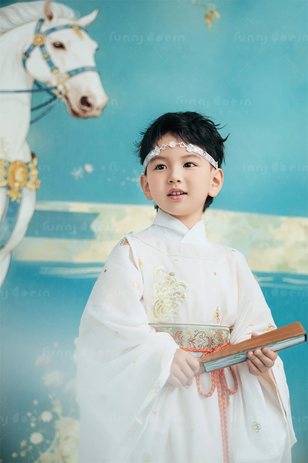 芳妮豆丁儿童摄影 龙驹踏春