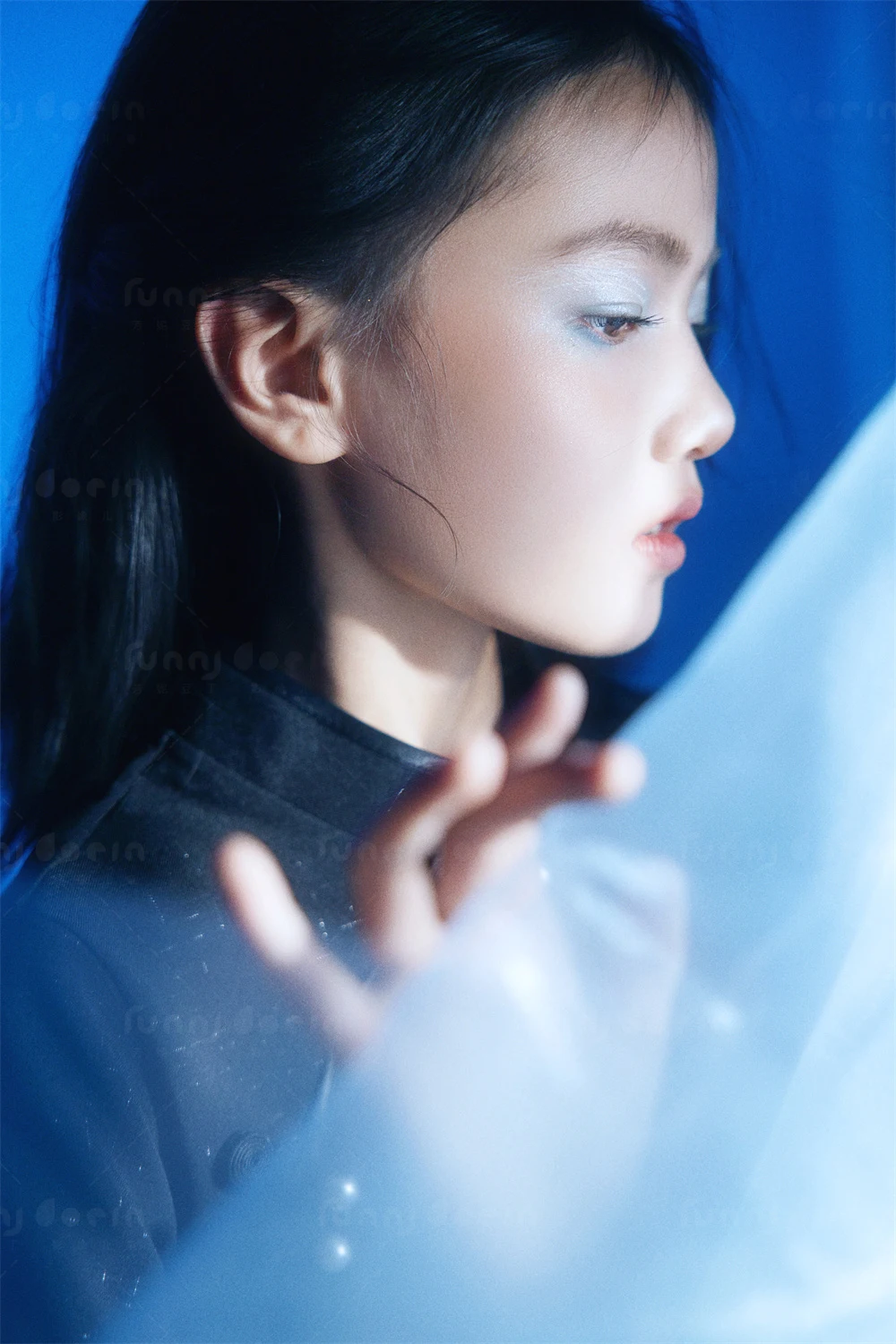 芳妮豆丁儿童摄影 蓝水镜花