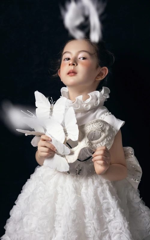 芳妮豆丁儿童摄影-天鹅之梦