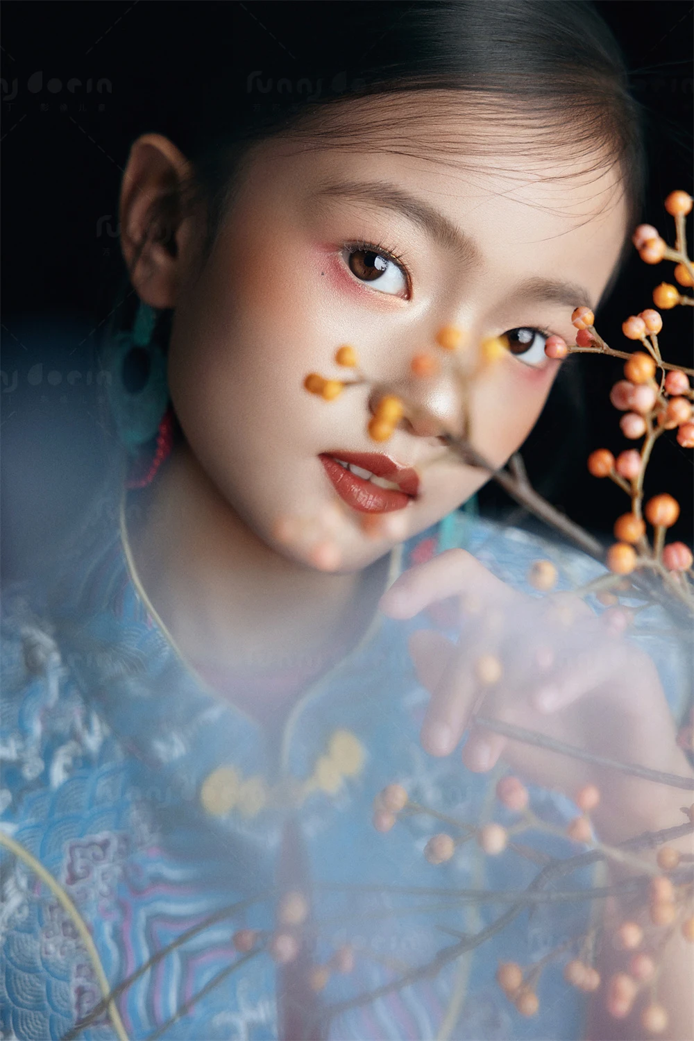 芳妮豆丁儿童摄影 赤红火羽