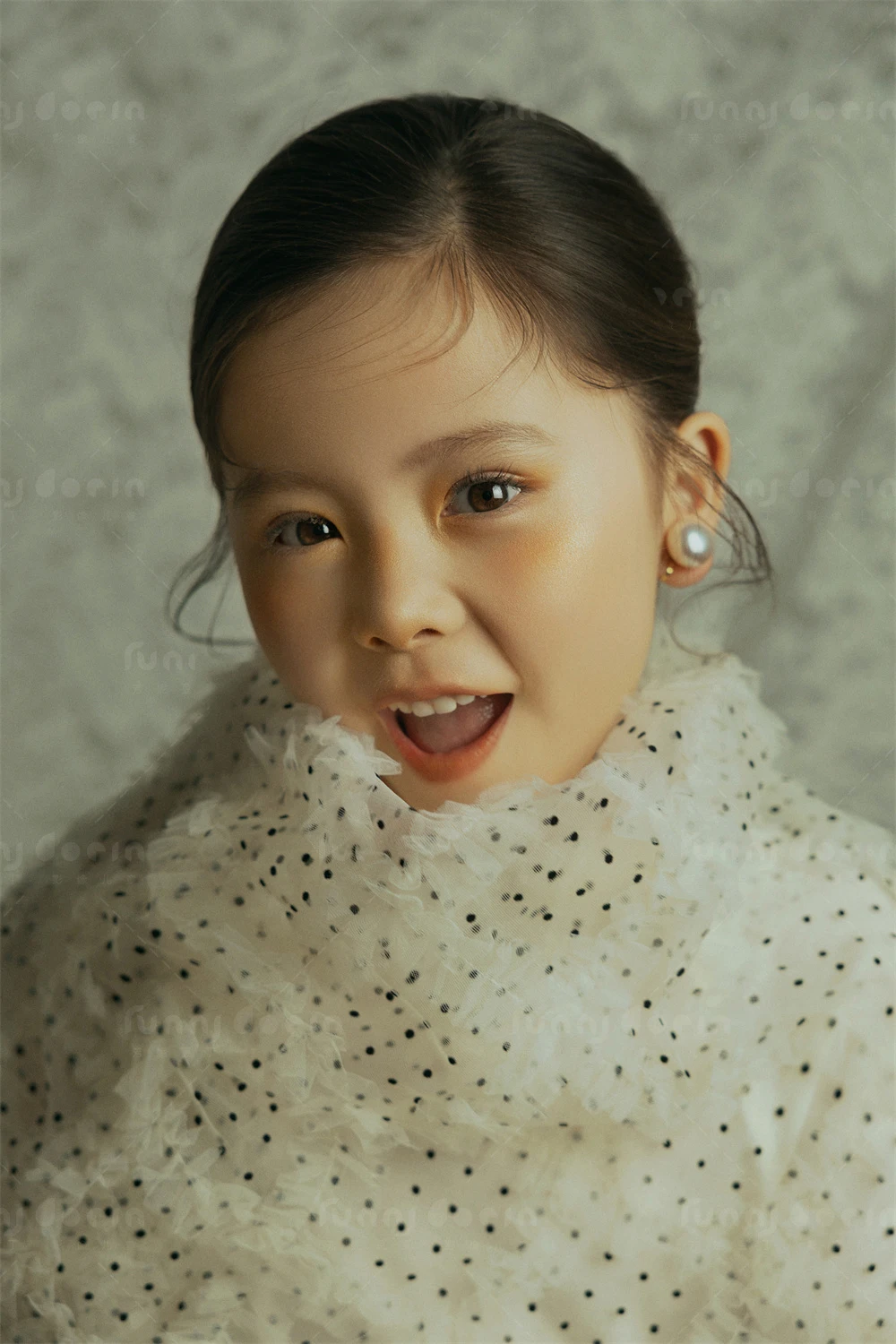 芳妮豆丁儿童摄影 白绒红果