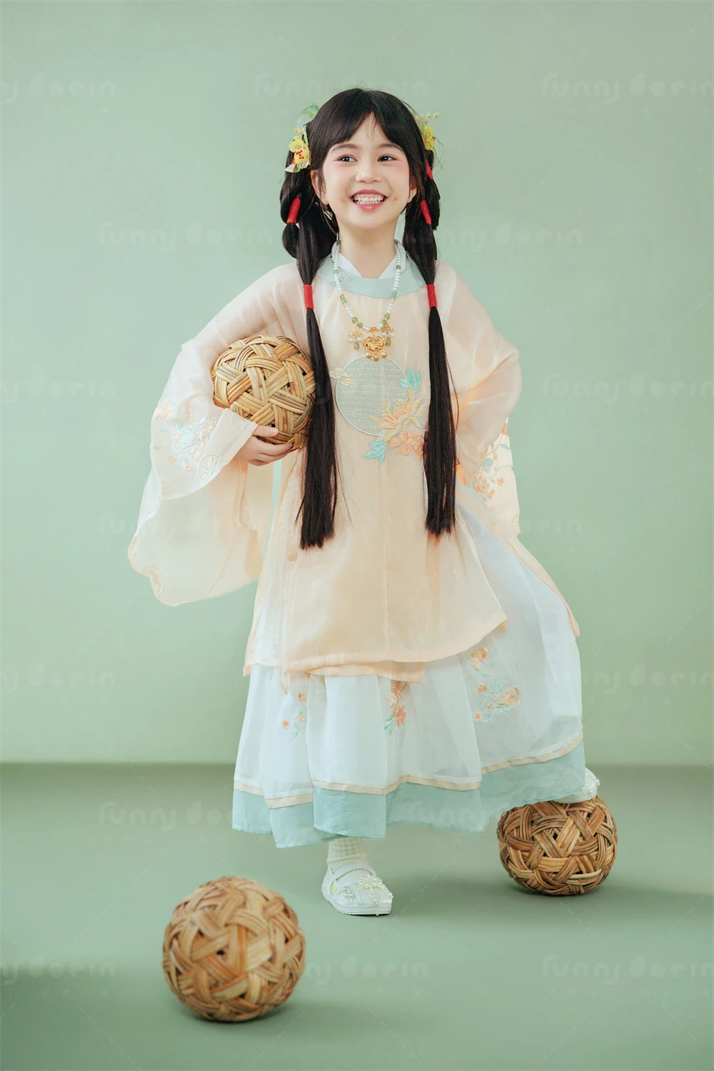 芳妮豆丁儿童摄影 采花仙子