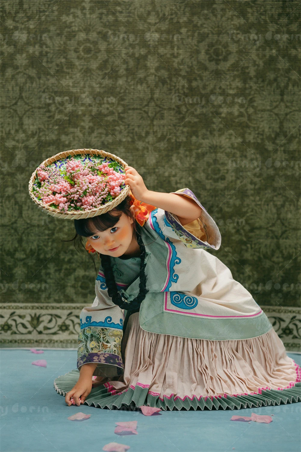 芳妮豆丁儿童摄影 花篓小记